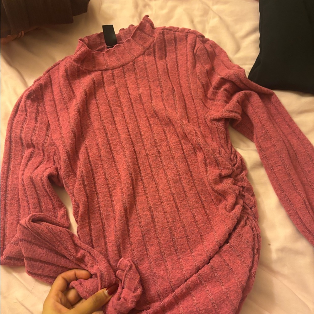 SHEIN Pink Long Sleeve Ribbed Top